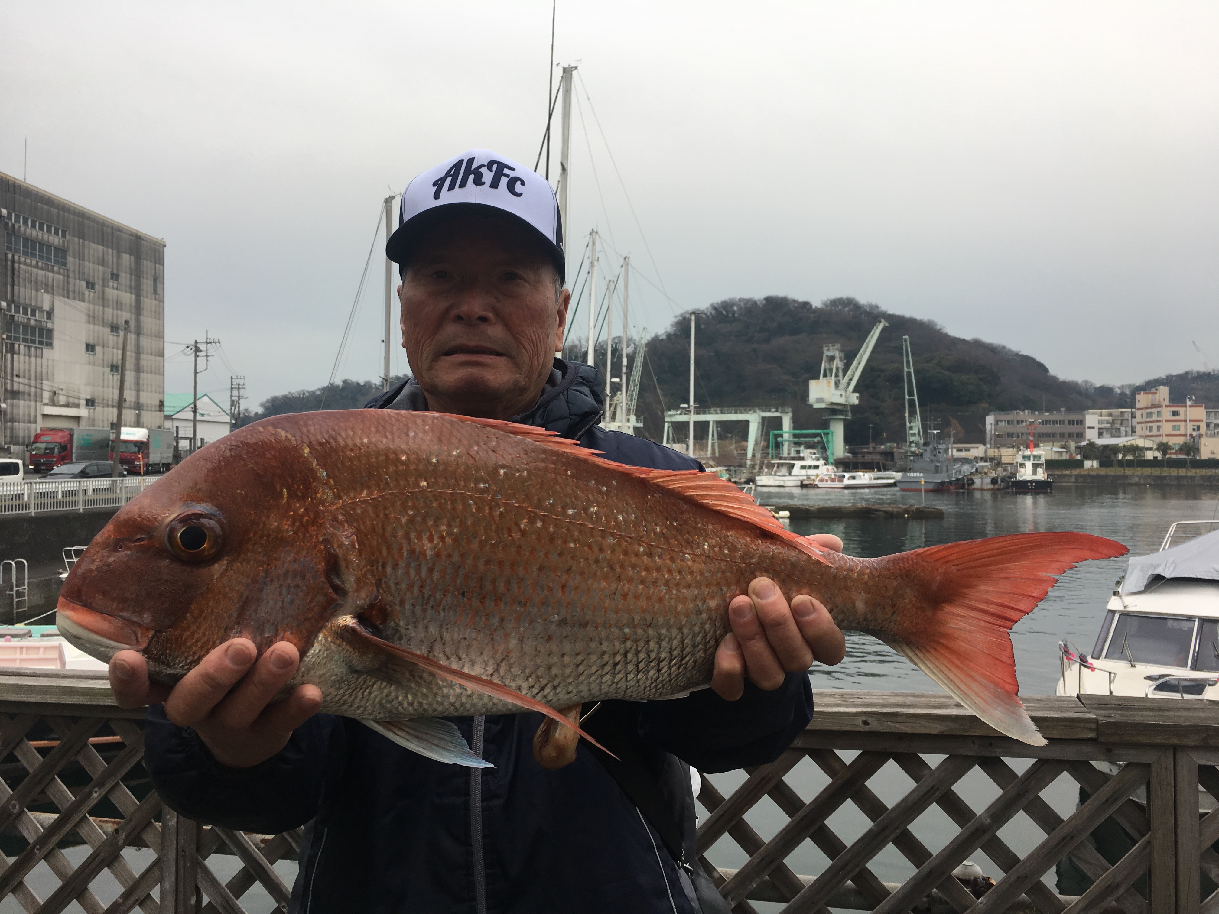 真鯛3 5kgやったー 東京湾タイラバなら辰丸